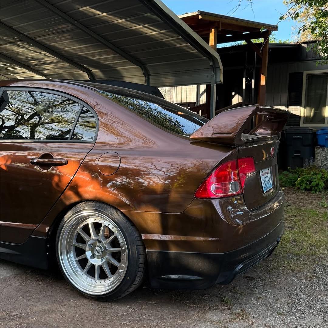 Glänzende metallische Mokka-Braun Autofolie